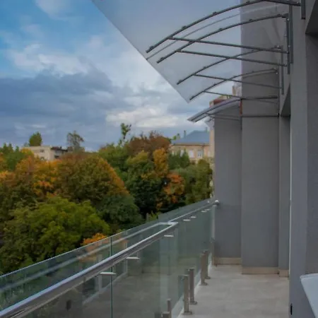 Royal 2 On Shevchenka 38 Str * 리비프