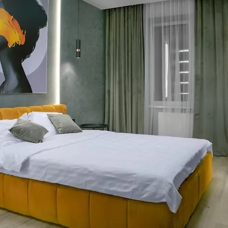 Royal 2 On Shevchenka 38 Str Lviv