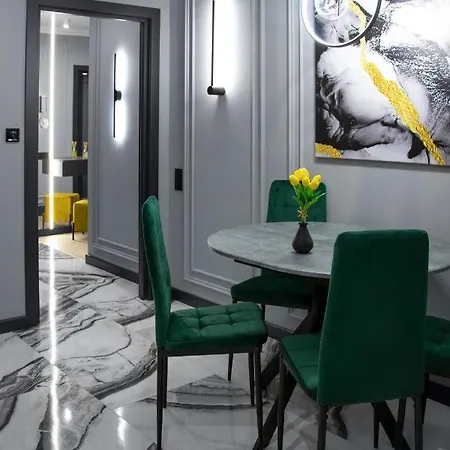 Royal 2 On Shevchenka 38 Str Апартаменты *