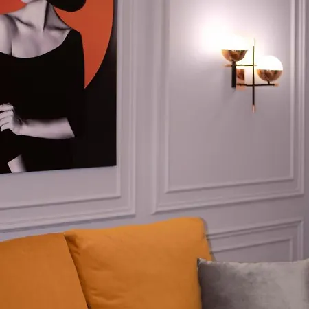 Royal 2 On Shevchenka 38 Str