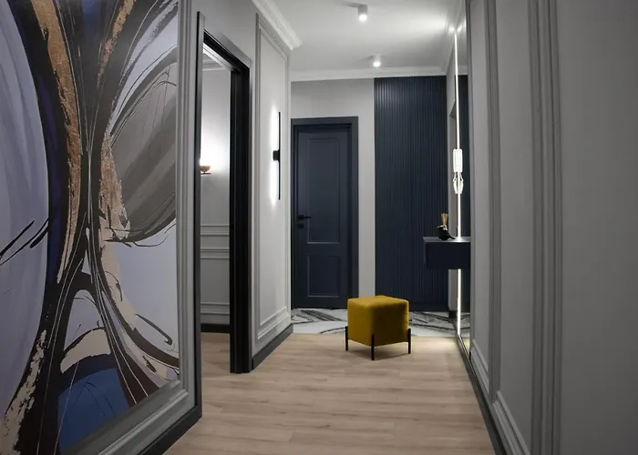 Royal 2 On Shevchenka 38 Str